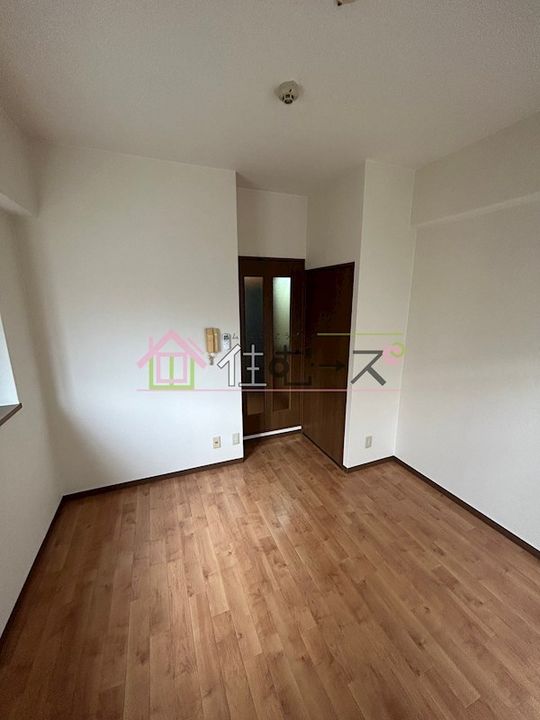 エクセレント上新8の居間