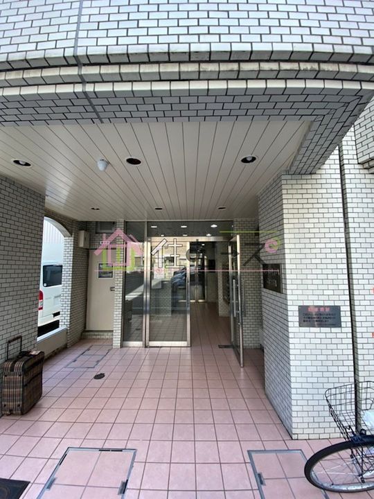 GSハイム中之島の玄関