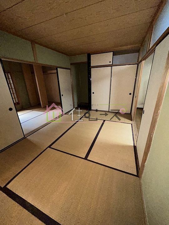 大阪府大阪市北区山崎町(一戸建)の賃貸物件の居間
