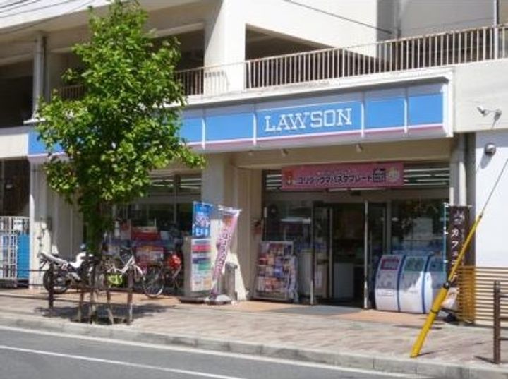 シルクハイツの周辺