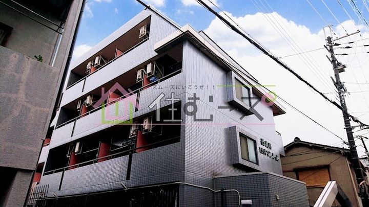 第11土井マンションの外観