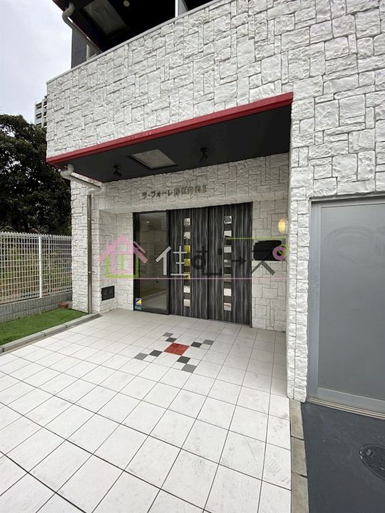 ラ・フォーレ野江内代IIの玄関