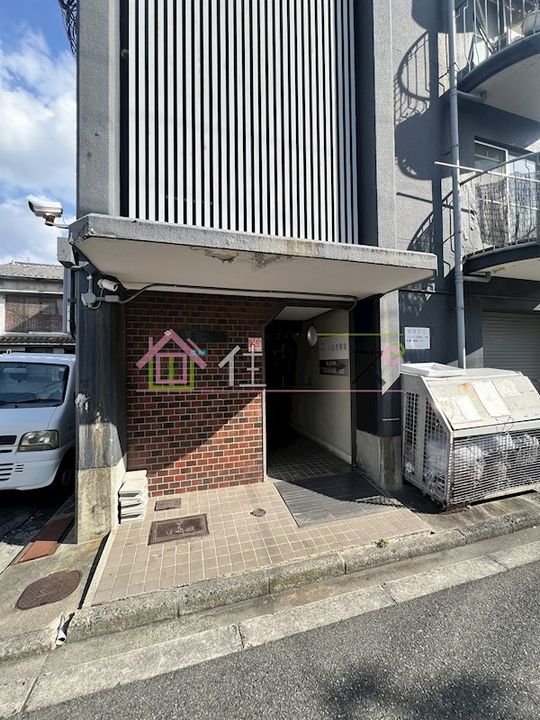 都島ハイツの玄関