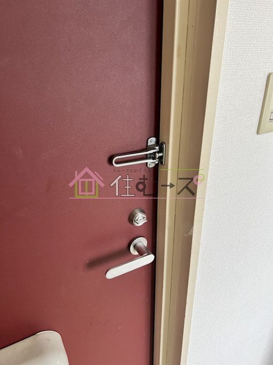 ラパンジール本田IIの玄関