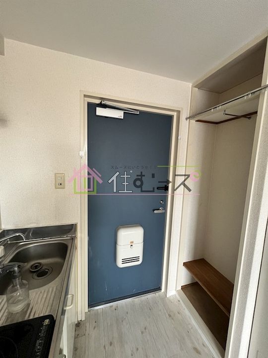 ラパンジール本田IIの玄関