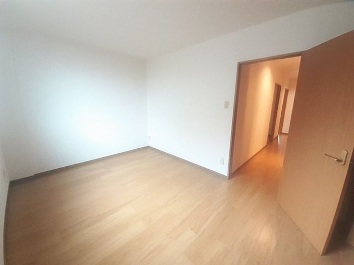 ソレアード・ニシキの居間