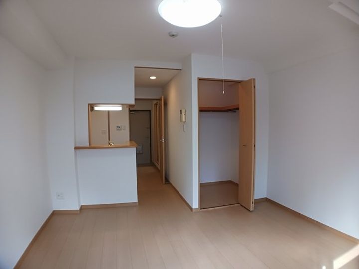 フロールマリポッサの居間