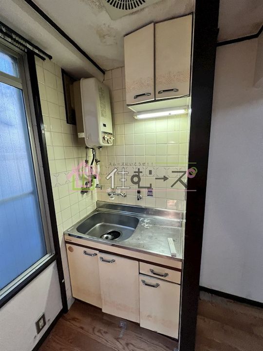 フォレストゲート岸里東のキッチン