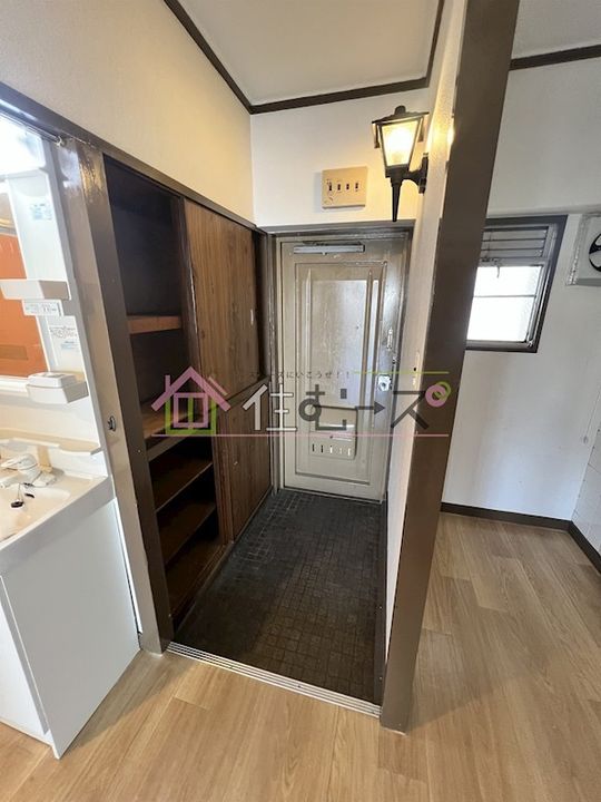 グリーンコーポ北加賀屋の玄関