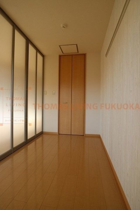 メゾンドフルールD108の居間