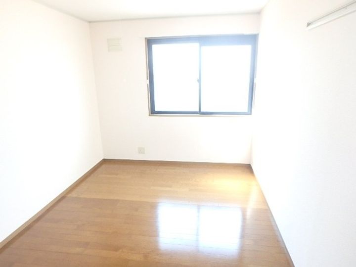 セジュール類家B105の居間