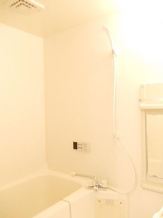 レジデンスアンソレイエの風呂