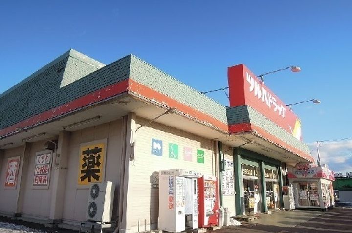 エル.UKの周辺
