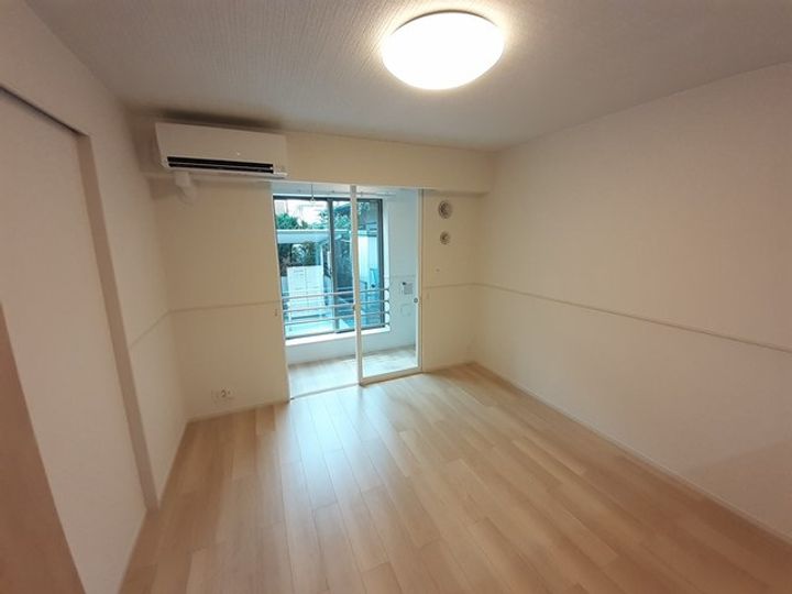エル.UKの居間