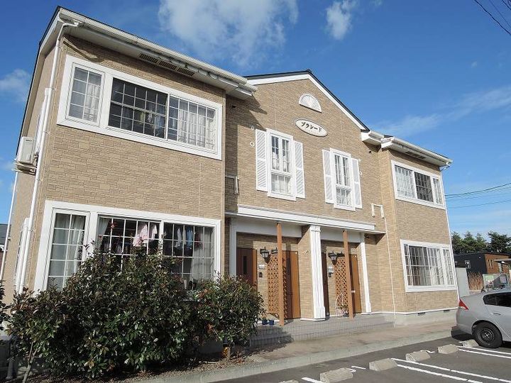 プラシードの外観