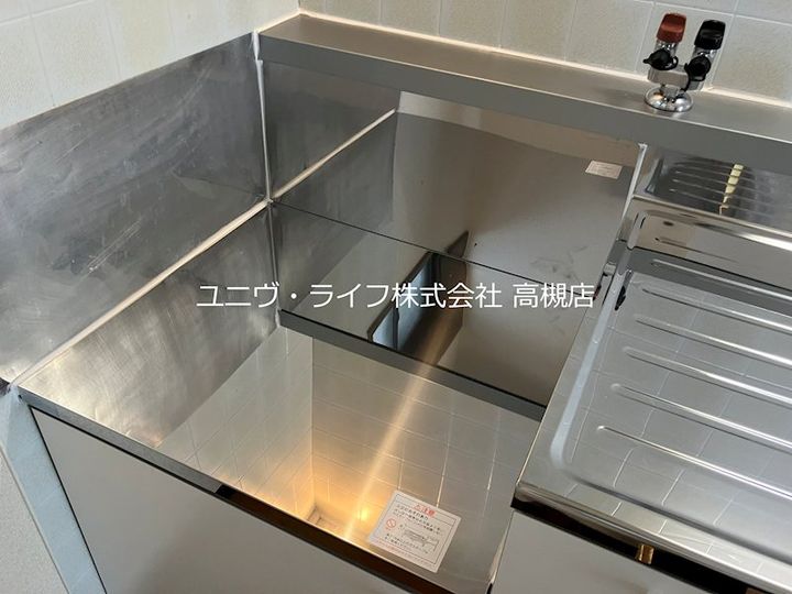 大阪府高槻市清福寺町の賃貸アパートの玄関