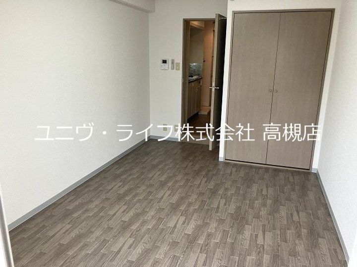 ノイレーベン古曽部の居間