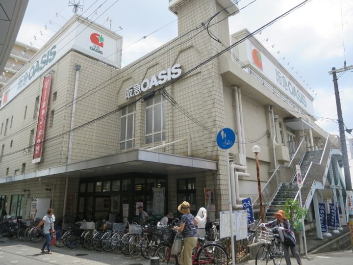 ドームイバロードの周辺