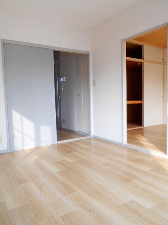 ハーベスト203の居間