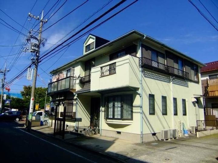 サンフェスタ202の外観