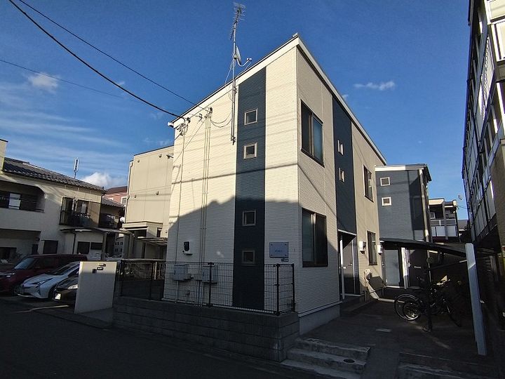 レオネクストPIMAの外観