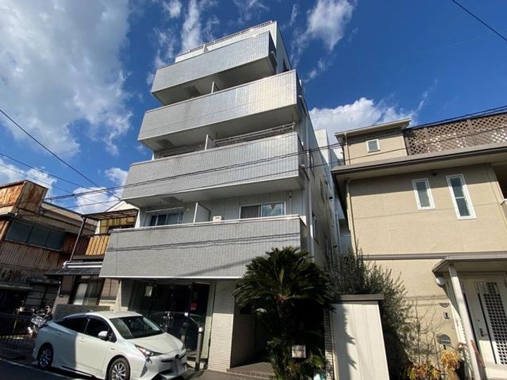 マリナーズプラザ東蒔田の外観