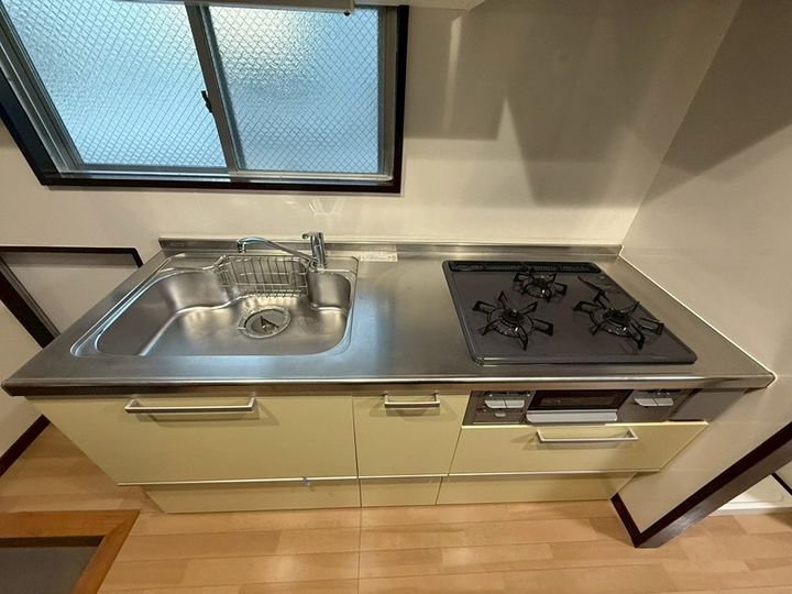 マリナーズプラザ東蒔田のキッチン