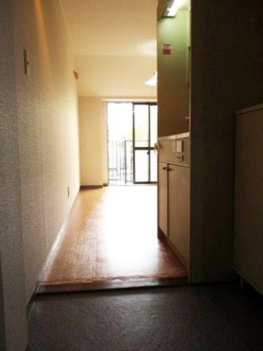 エスケイハイツ308の玄関