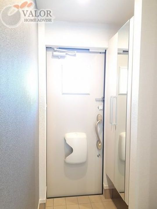 ジューンベリーの玄関