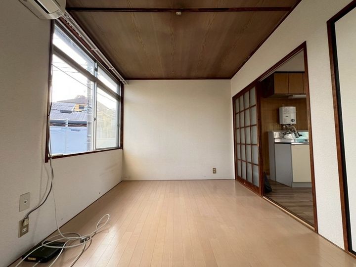 トミイハイツの居間