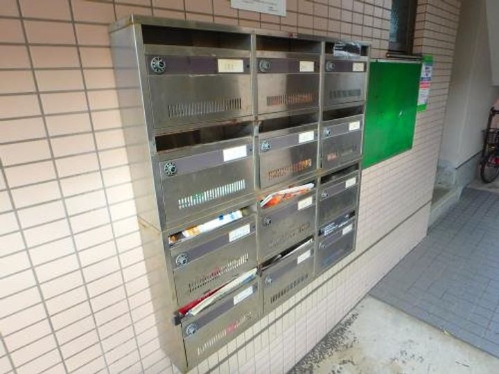 アーネスト下荒田の玄関