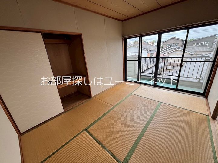 鹿児島県鹿児島市西伊敷2丁目の賃貸アパートの居間
