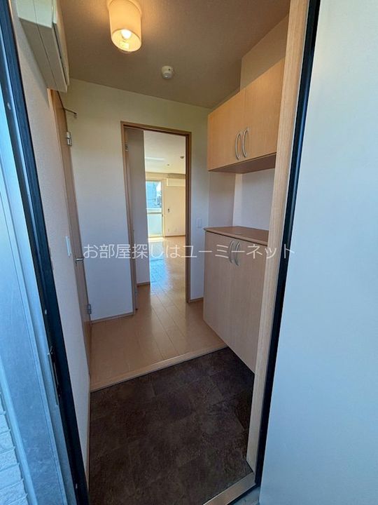 セジュールプルミエ A棟の玄関