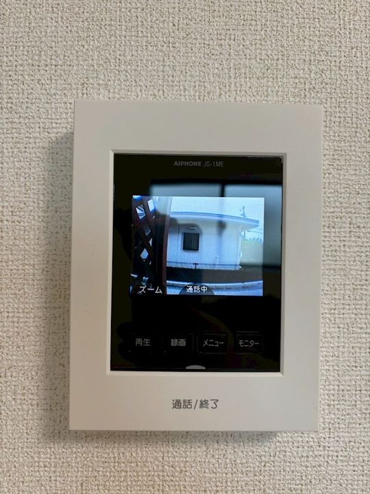 ルガル・コモドのその他画像