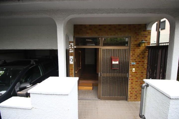 鹿児島県鹿児島市錦江台3丁目(一戸建)の賃貸物件の玄関