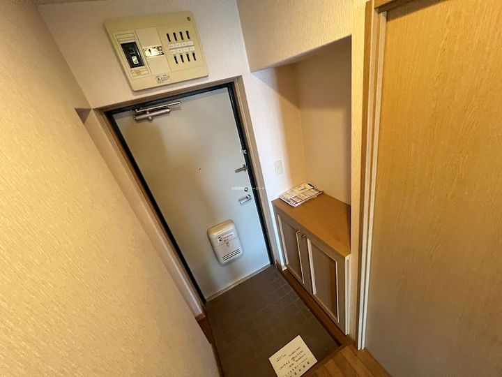 サンライズ桜台の玄関