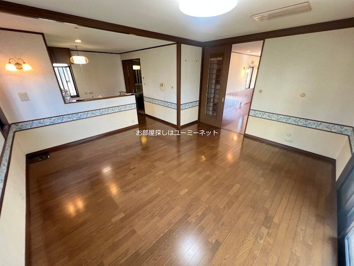 鹿児島県霧島市隼人町住吉(一戸建)の賃貸物件の居間