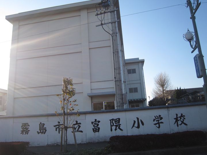 鹿児島県霧島市隼人町住吉(一戸建)の賃貸物件の周辺