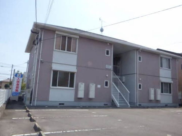 ヴェルジェ A棟102の外観