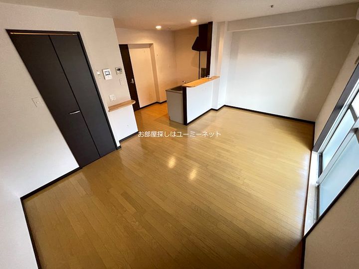 エステート姶良105の居間