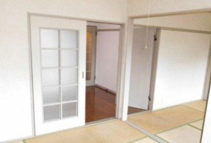 アネックスS・Y101の居間