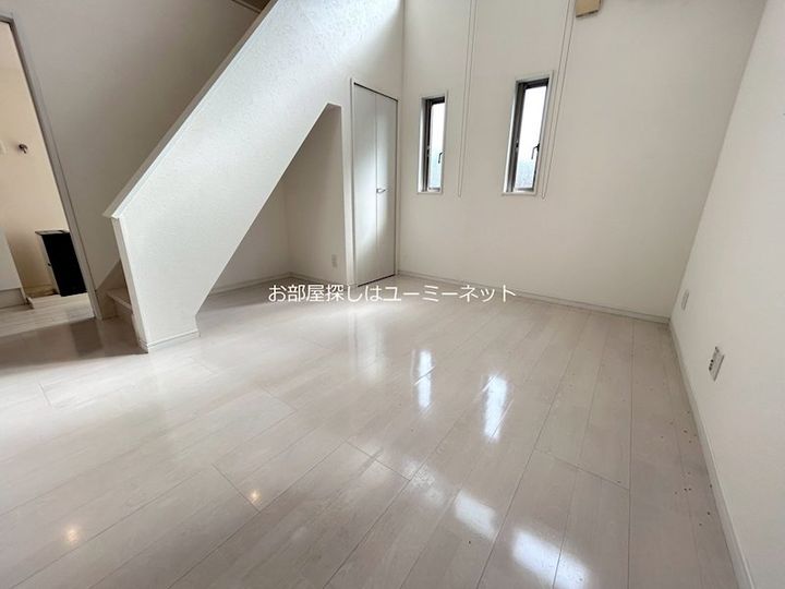 ショコラ B棟の居間