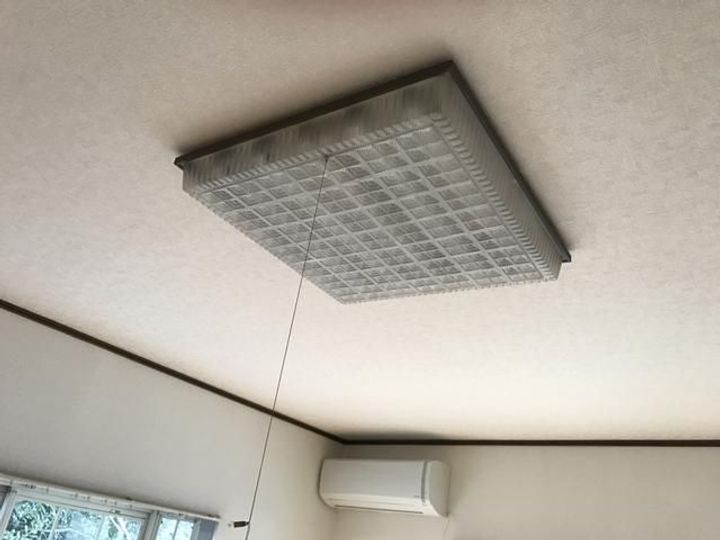 ニクソン アパート101の玄関