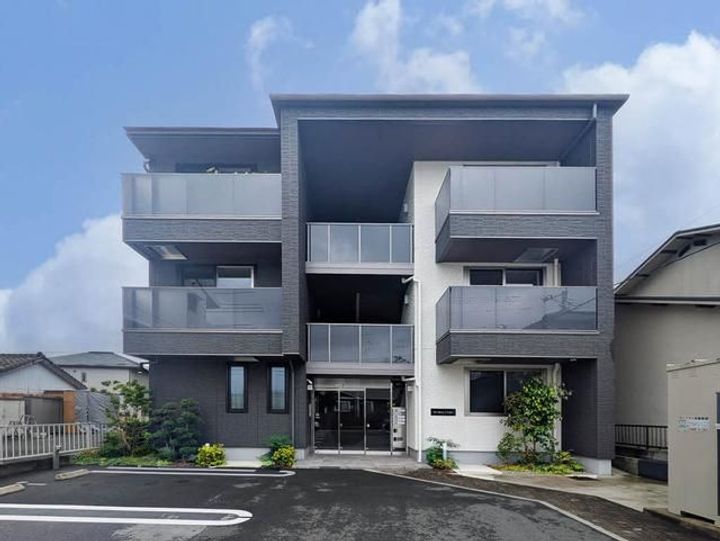 シャーメゾン カルパ302の外観