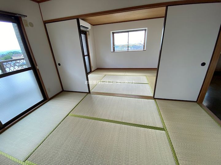 ビューヒルズの居間