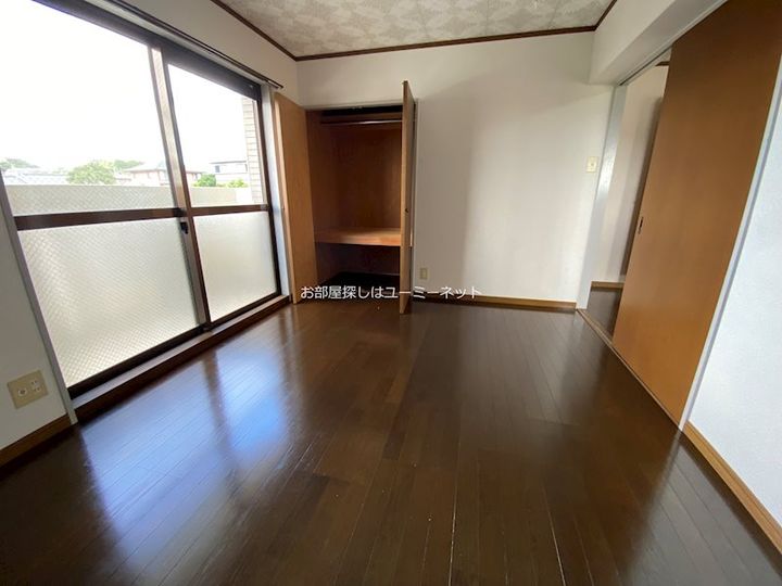 ビューヒルズの居間