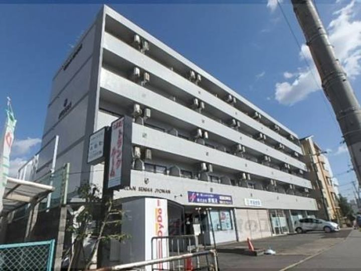 ヴィランセンワ城南405の外観