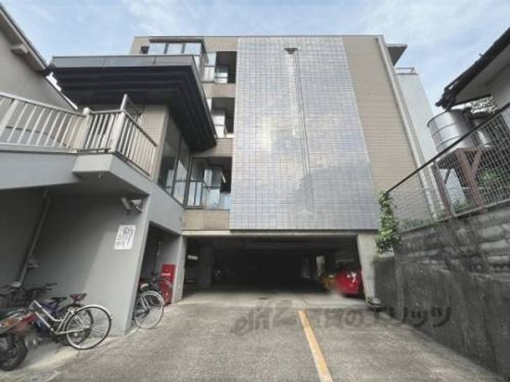 VIP岩屋ノ里208の外観