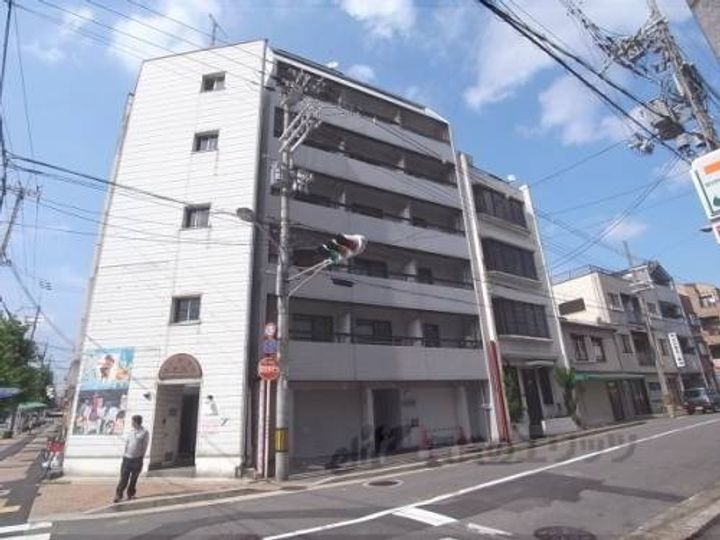 ダイヤモンドハウス西院N601の外観