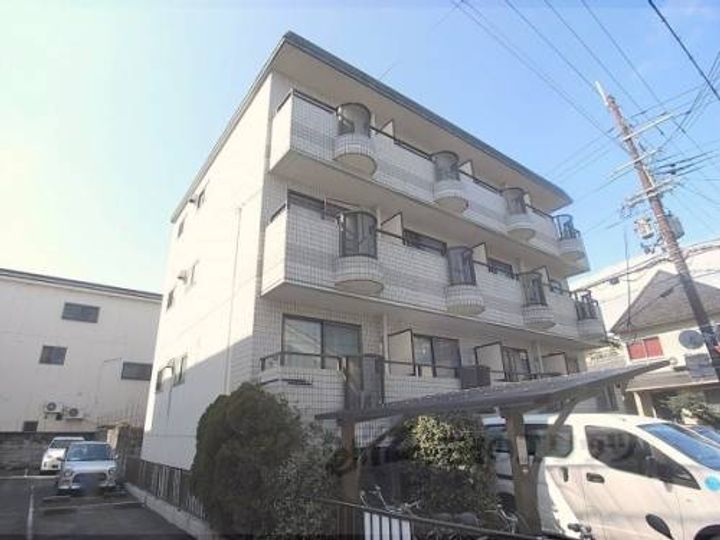 シャイニング桃山202の外観